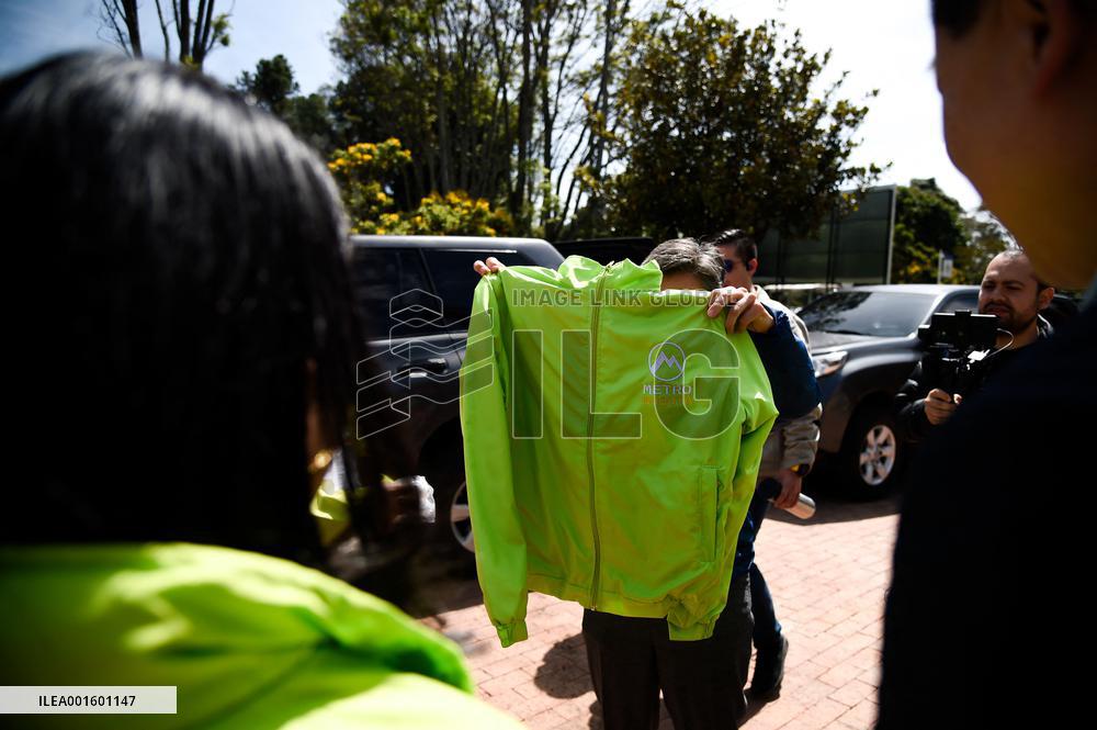 Bogota Inaugurates Bogota's Subway Car as a School of Culture for Public Transport
