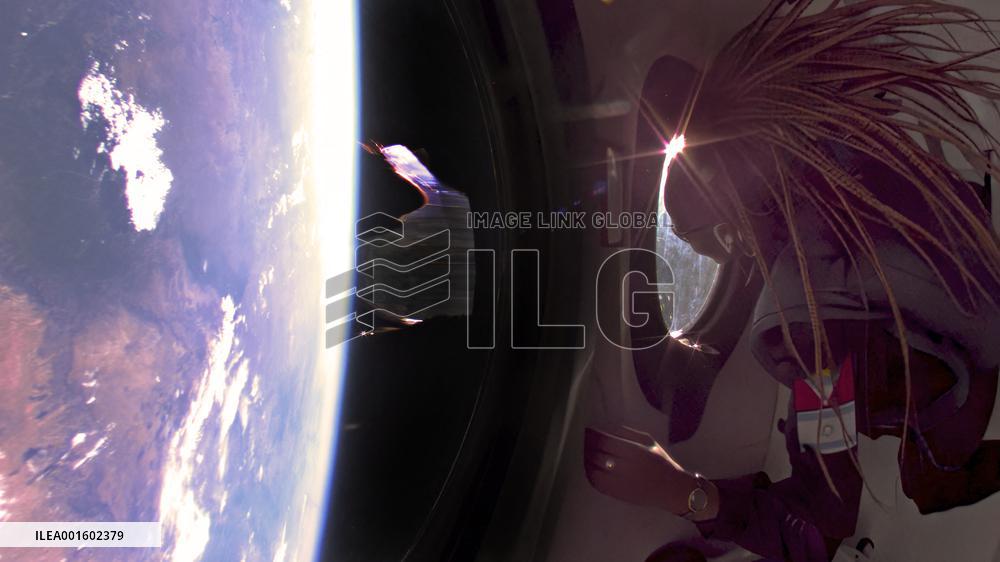 Virgin Galactic Launches First Tourist Flight To Space