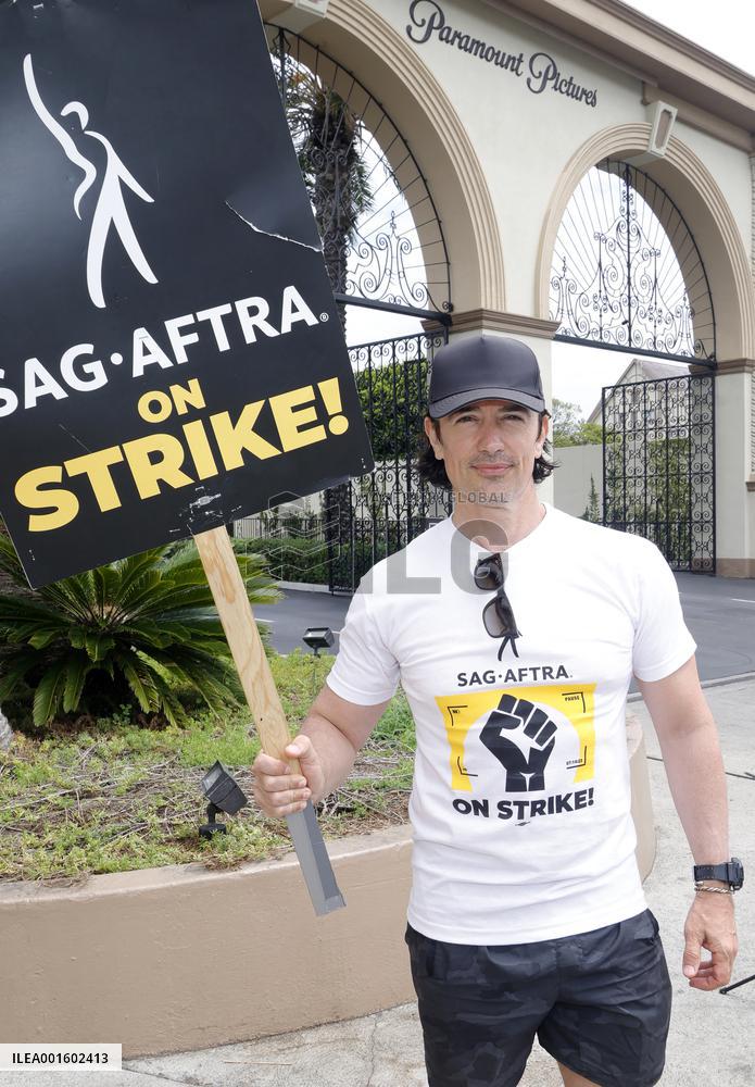 SAG-AFTRA-WGA Picket Line Outside Paramount - LA