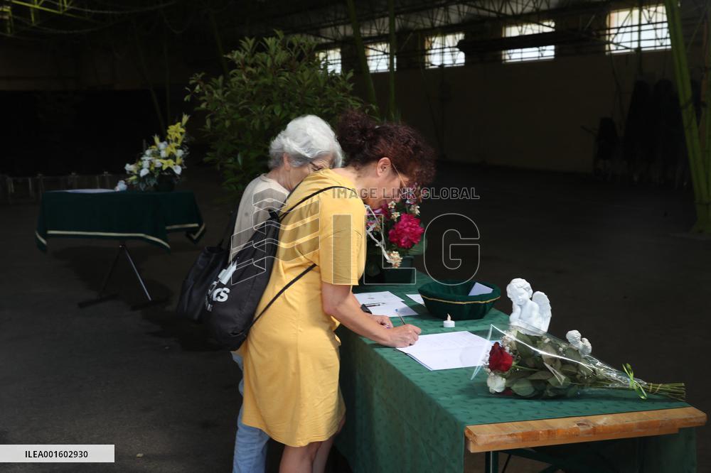 Tribute To The Victims Of Holiday Home Tragedy - Wintzenheim