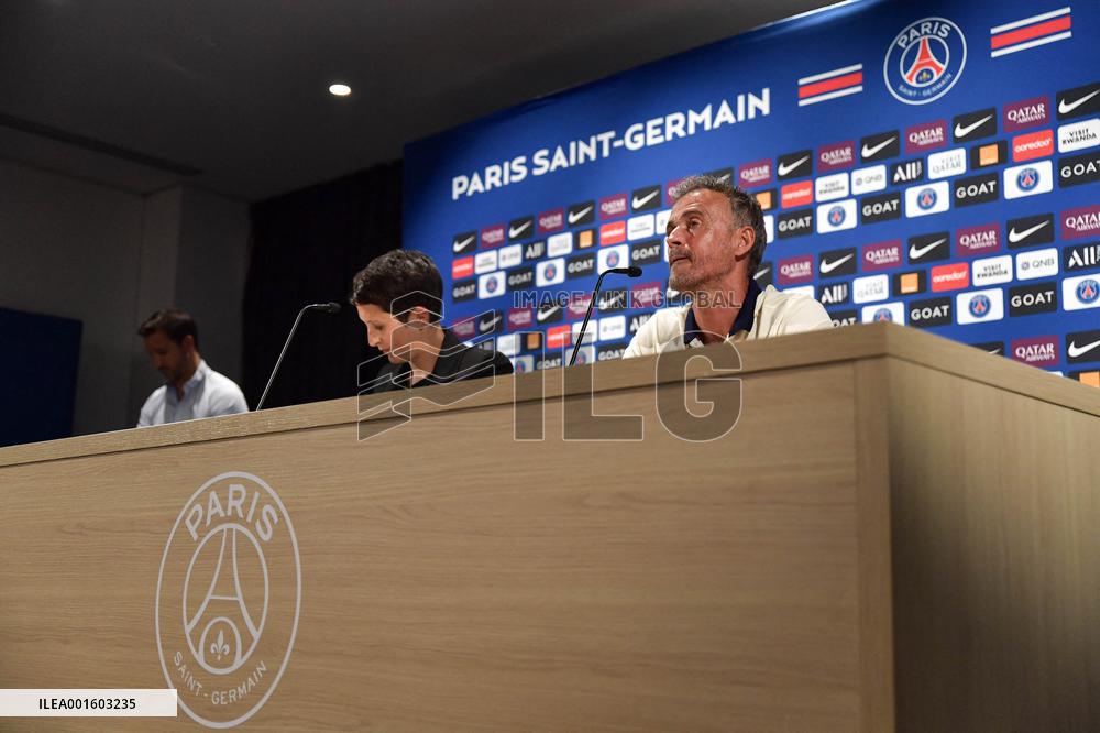 PSG Press Conference - Poissy