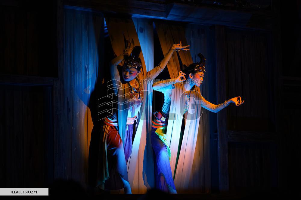 CHINA-GANSU-DUNHUANG-CULTURAL PERFORMANCES-"ENCORE DUNHUANG" (CN)