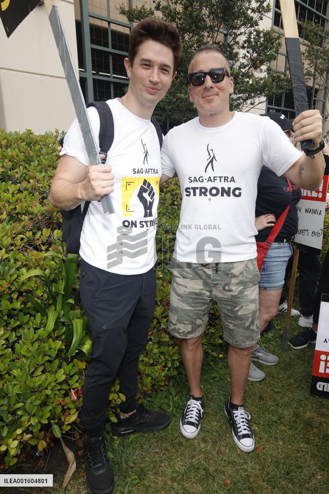SAG AFTRA-WGA Strike outside Warner Brothers Studios - Burbank