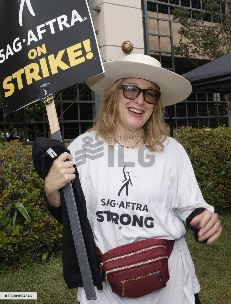 SAG AFTRA-WGA Strike outside Warner Brothers Studios - Burbank