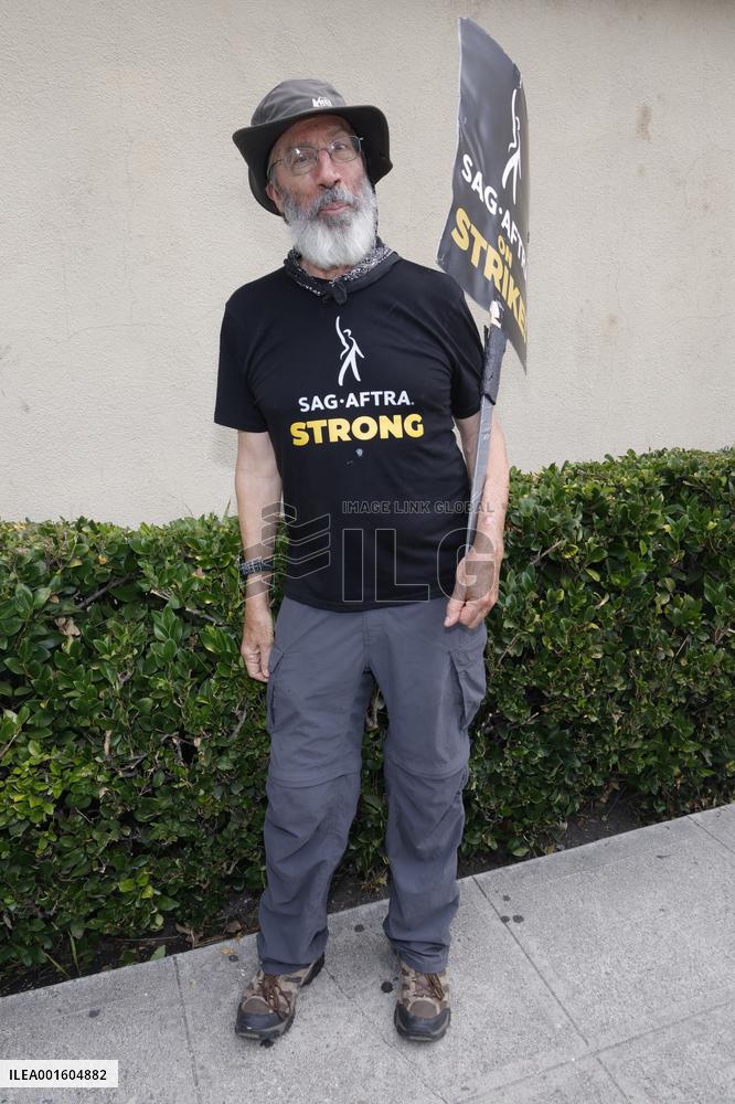 SAG AFTRA-WGA Strike outside Warner Brothers Studios - Burbank