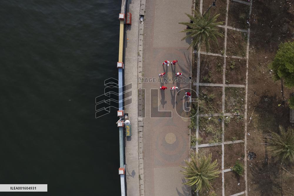 INDONESIA-JAKARTA-FISHING VILLAGE-DAILY LIFE