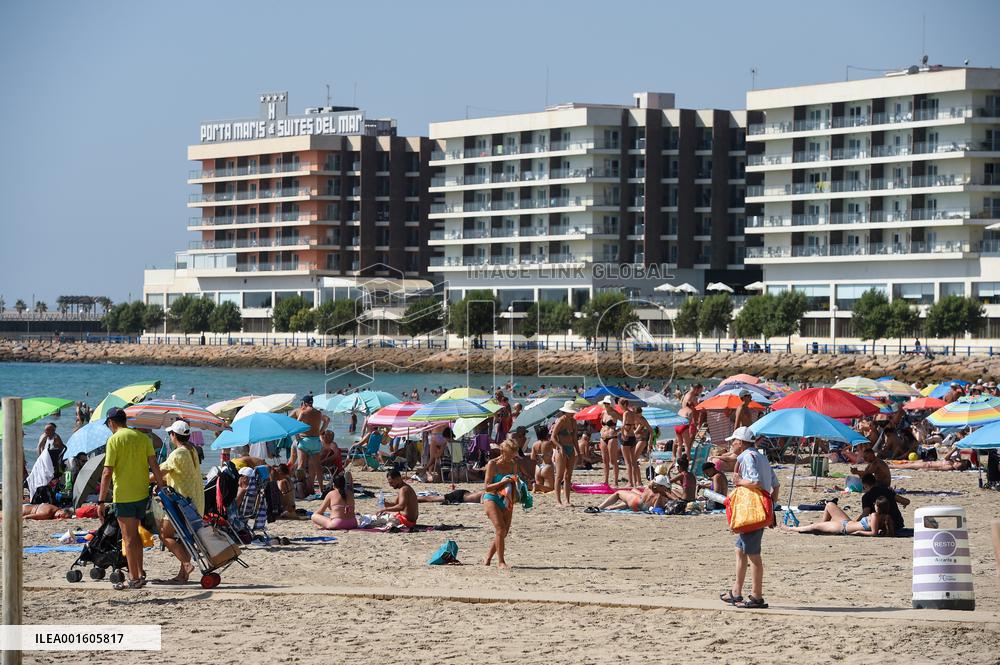 SPAIN-ALICANTE-HEATWAVE