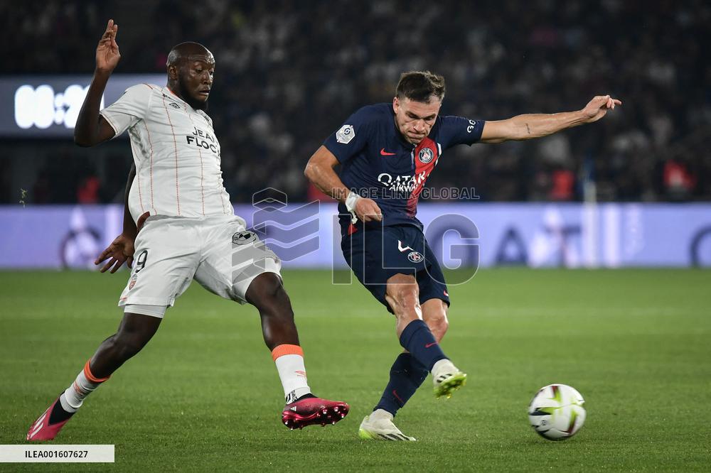 League 1 Football - PSG vs FC Lorient - Paris