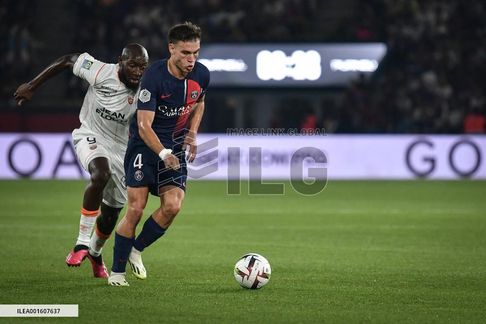 League 1 Football - PSG vs FC Lorient - Paris