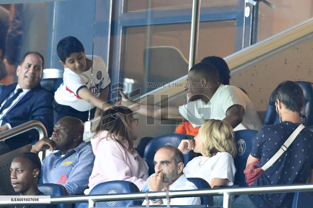 Celebrities watch the PSG vs FC Lorient football match - Paris