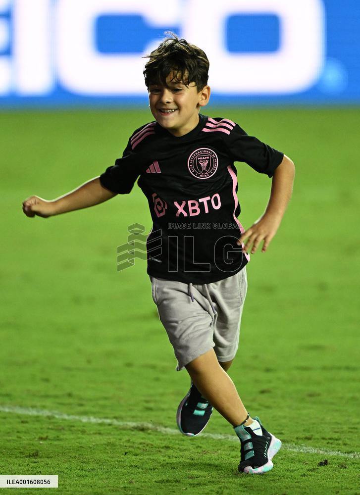 Celebrities during Inter Miami CF Vs Charlotte During The League’s Cup - Fort Lauderdale