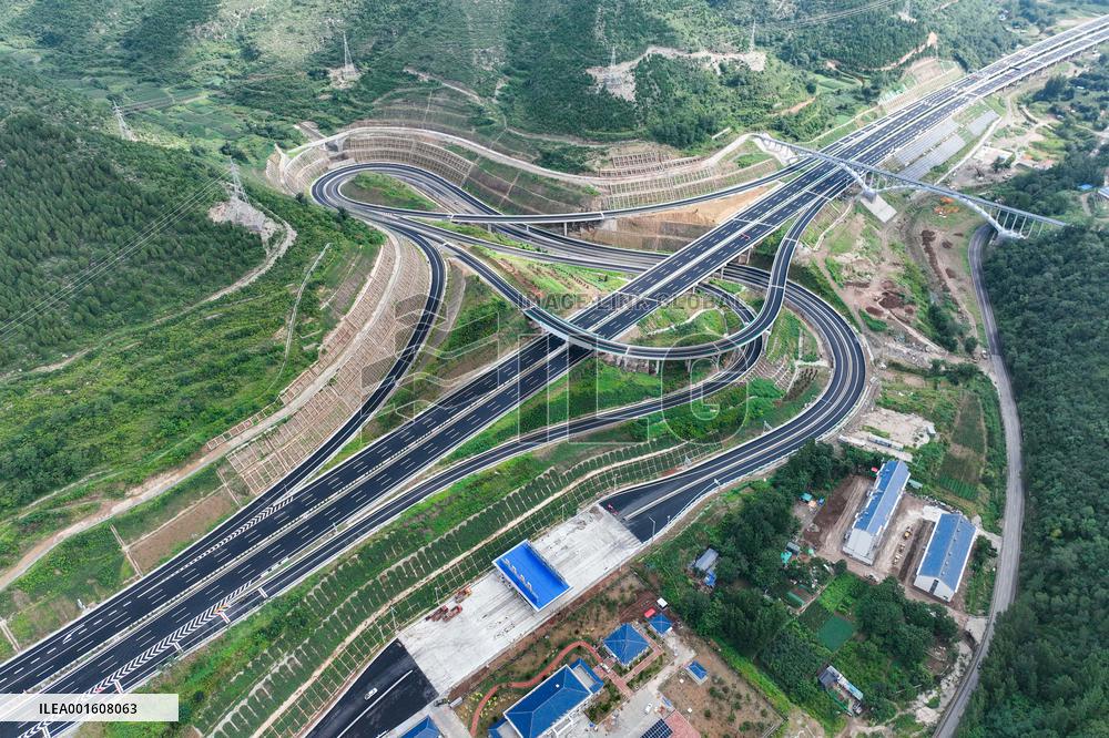 Jinan-Weifang Expressway Construction