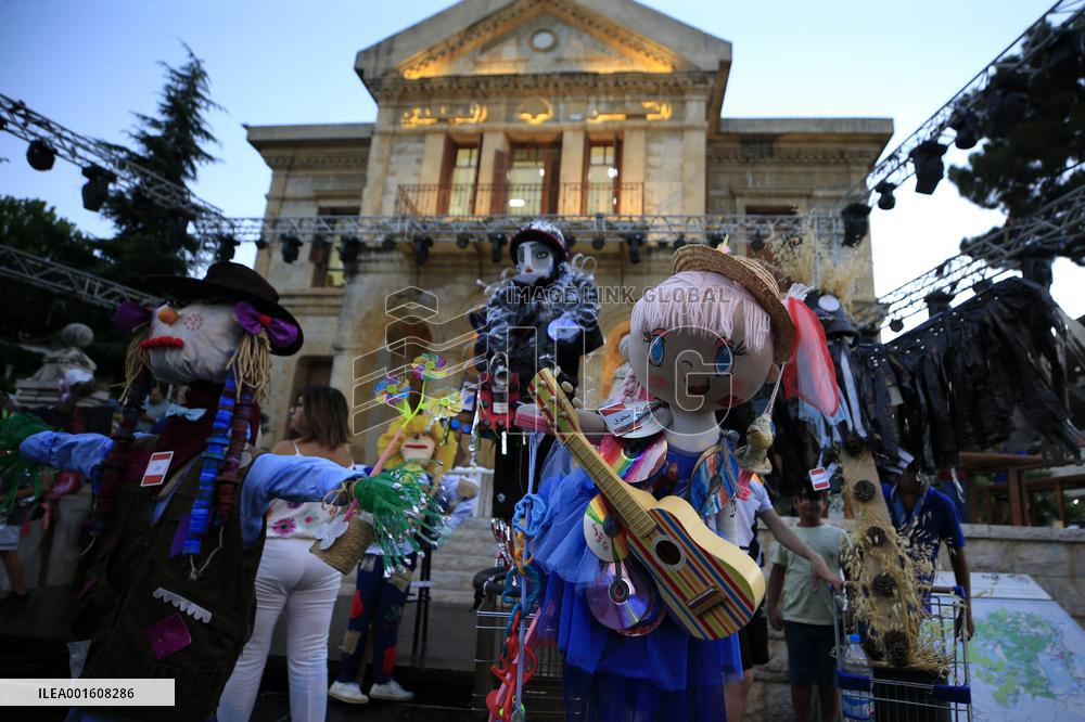 LEBANON-JEZZINE-SCARECROWS