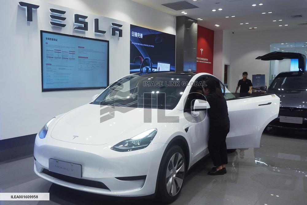 Tesla Announced Price Cuts in The Chinese Market