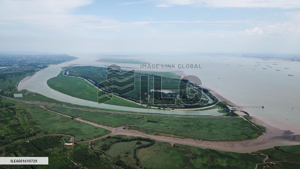 CHINA-YANGTZE RIVER ESTUARY-VIEWS (CN)
