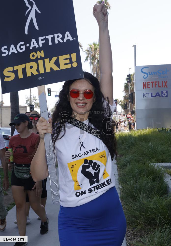 SAG-Aftra And The WGA Picket At Netflix Offices - LA