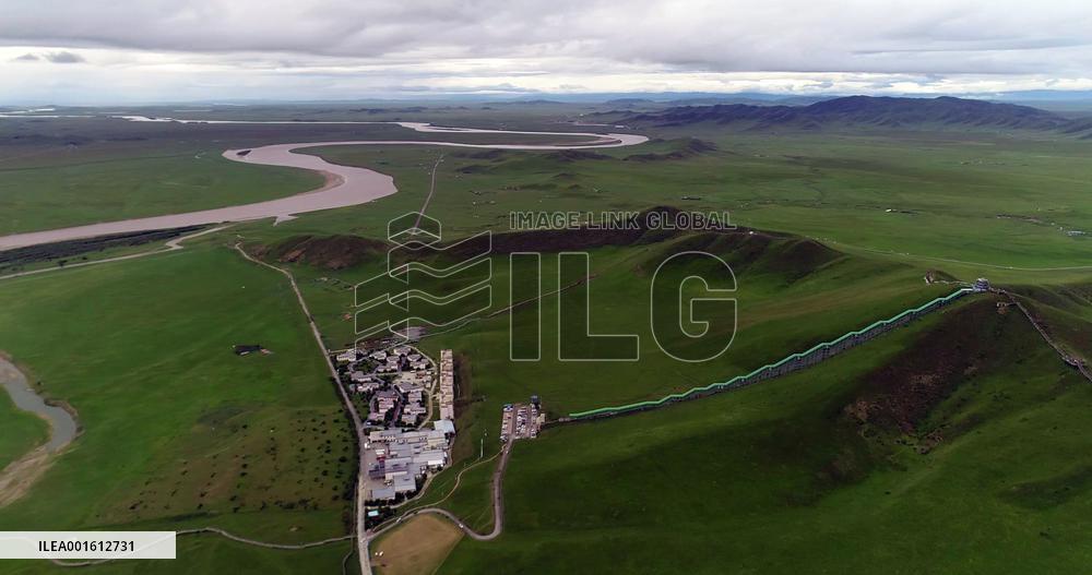 The Winding Yellow River in The Ruoergai Grassland