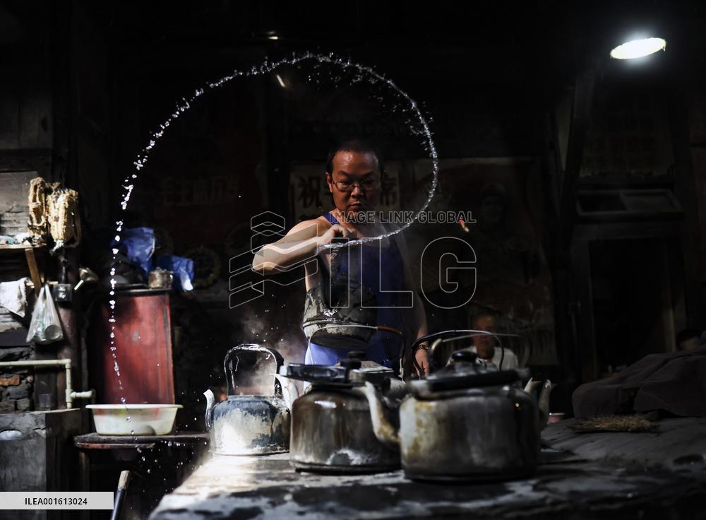 CHINA-SICHUAN-CHENGDU-OLD TEAHOUSE (CN)