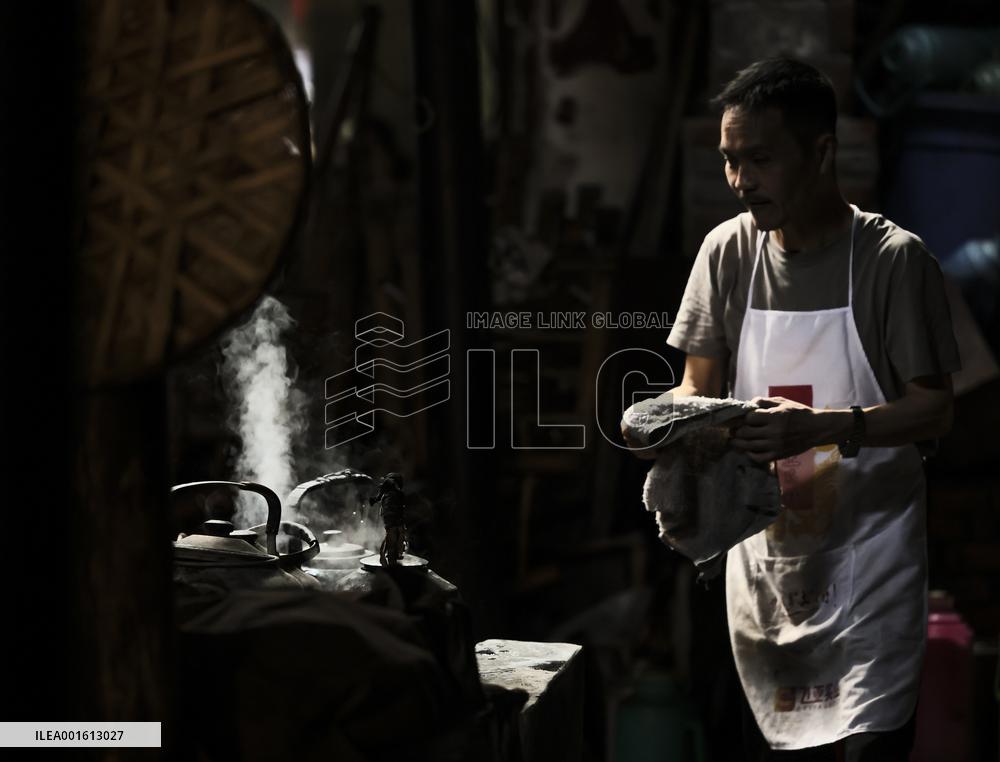 CHINA-SICHUAN-CHENGDU-OLD TEAHOUSE (CN)
