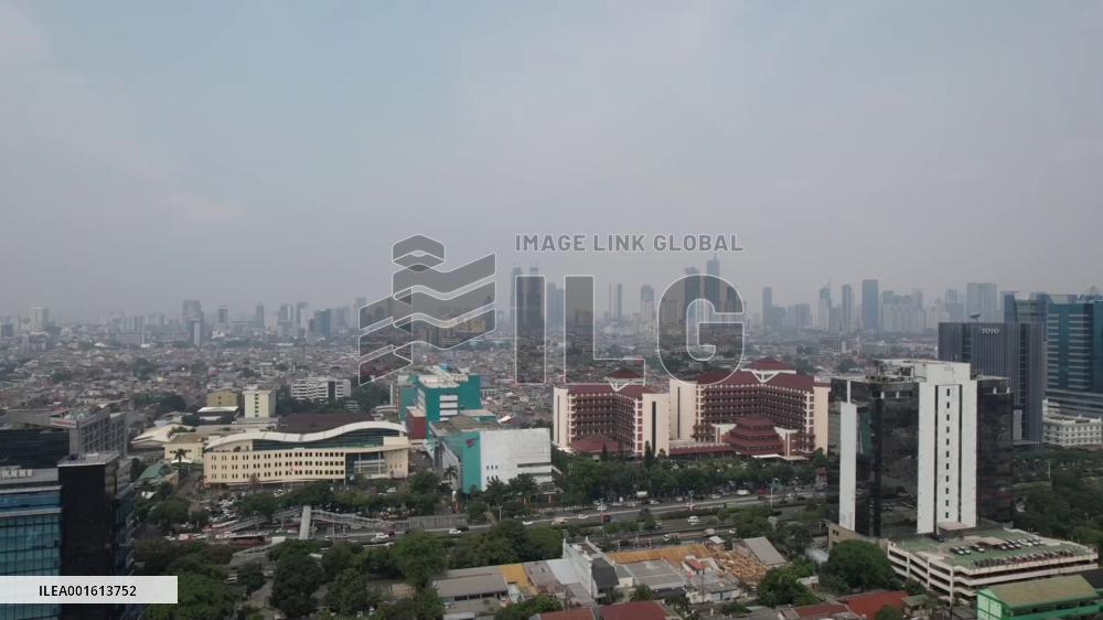 Indonesia calls for transition to EV following air pollution