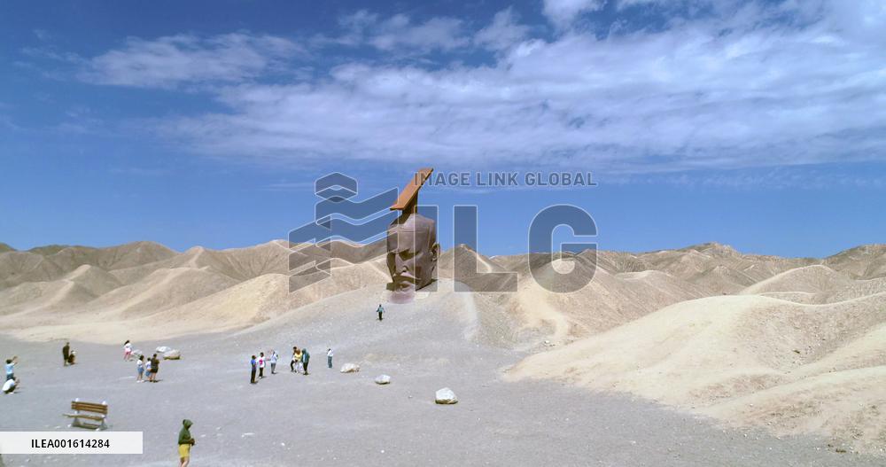The Emperor in Han Dynasty Outdoor Sculpture in Guazhou