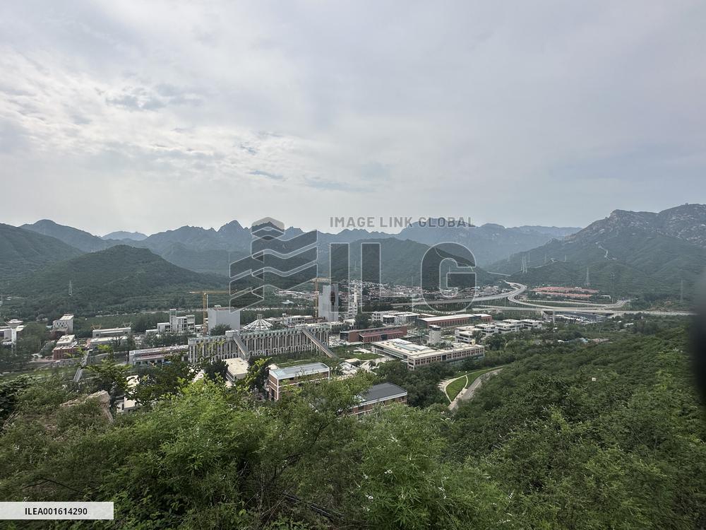 Xinhua Headlines: Sci-tech park built on abandoned mine in Beijing's green transition