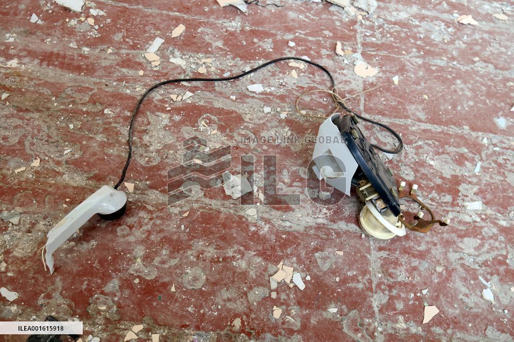 Destroyed school in Krakhove