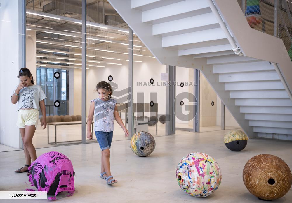 MIDEAST-JERUSALEM-BEZALEL ACADEMY-EXHIBITION