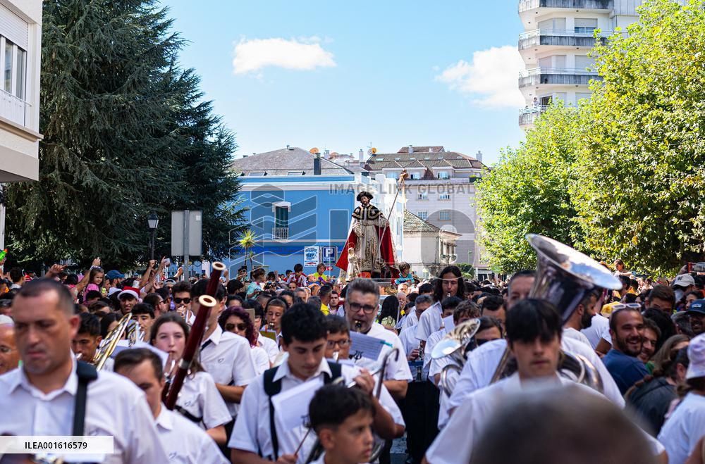 Celebration of the Festa del Auga - Spain