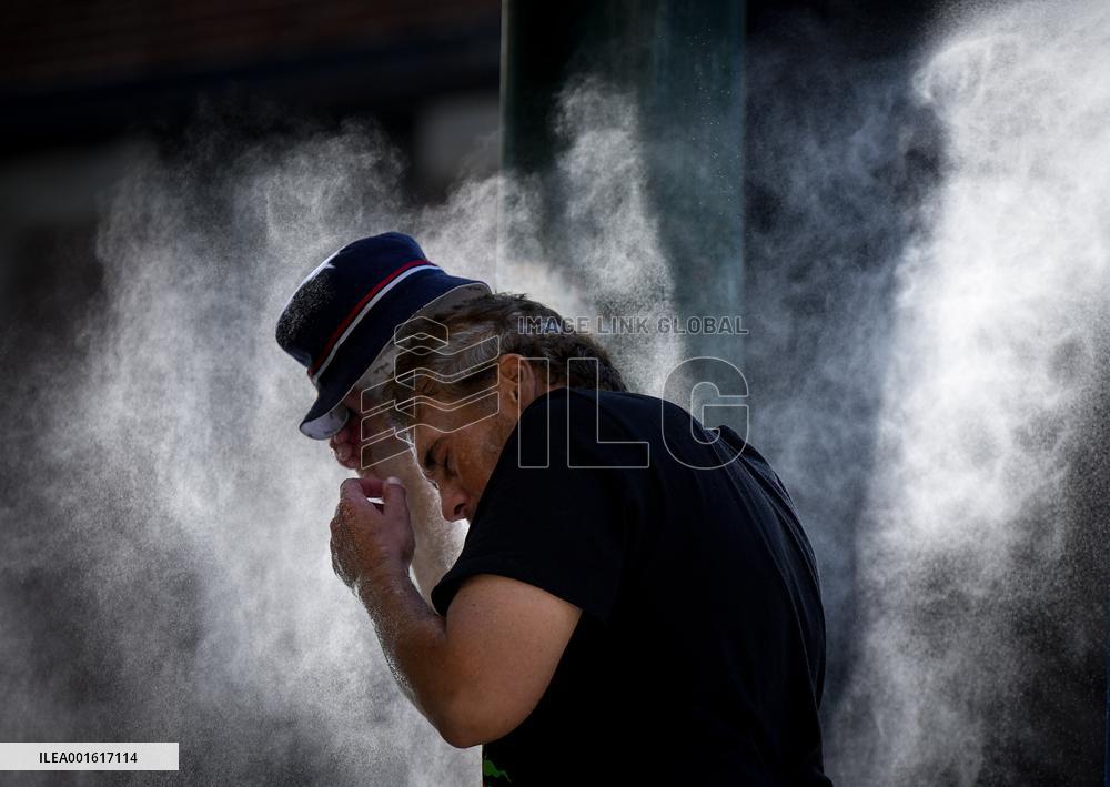 Prolonged Heat Wave Hits Vancouver