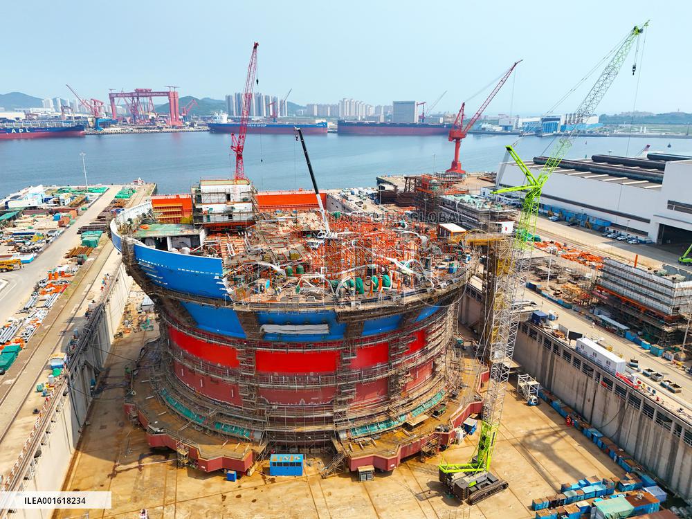China Deepwater Super Large Equipment Manufacturing