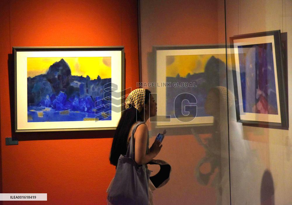 CHINA-SHANDONG-QINGDAO-WATERCOLOR PAINTINGS-EXHIBITION (CN)