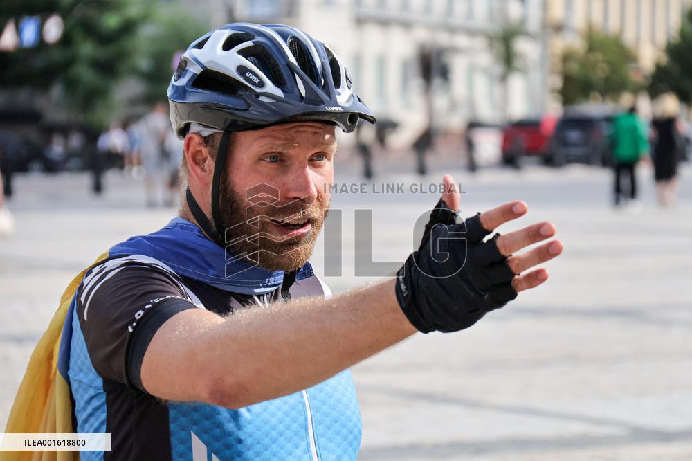 Michael Merten arrives in Kyiv