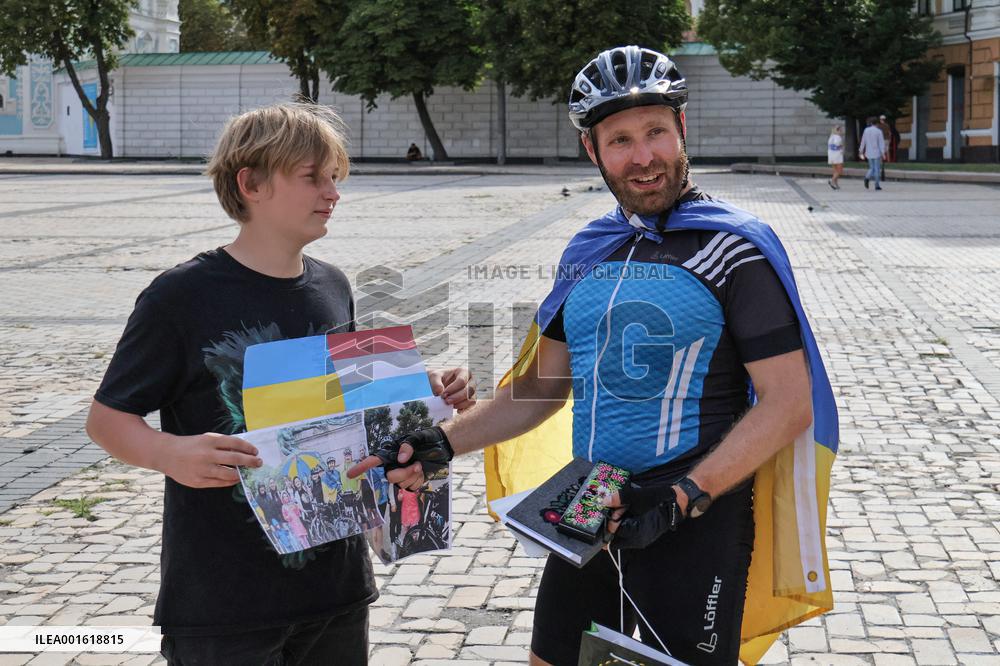 Michael Merten arrives in Kyiv