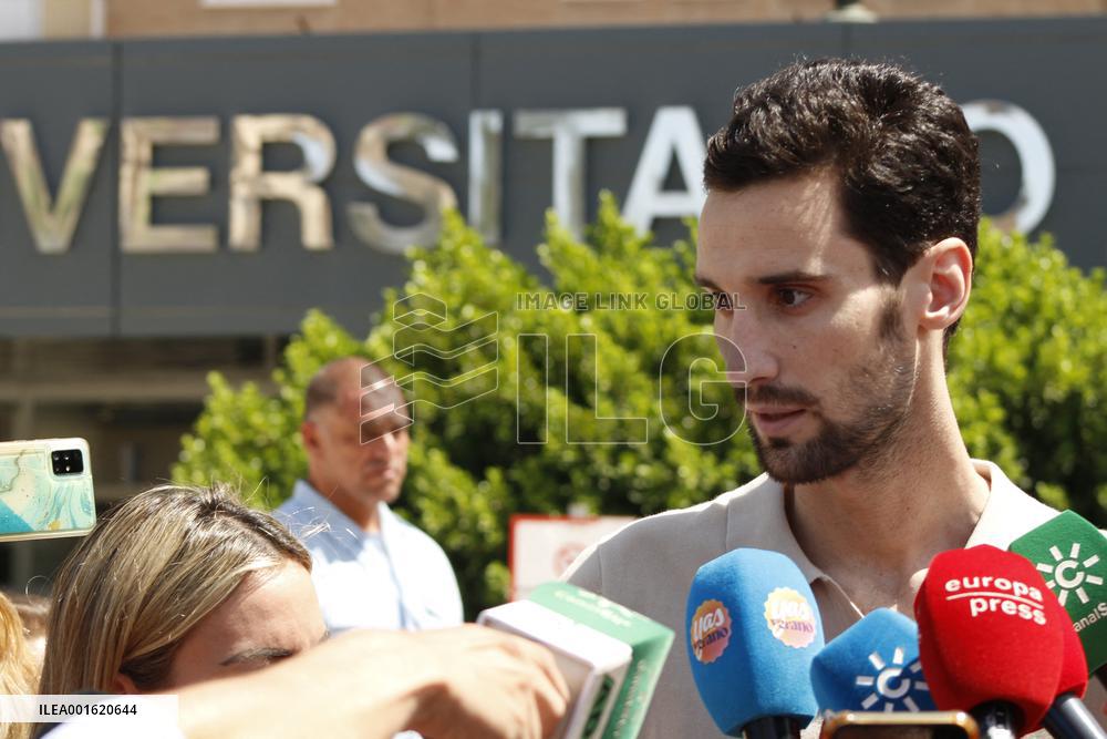 Soccer Goalkeeper Sergio Rico Discharged From Hospital - Seville