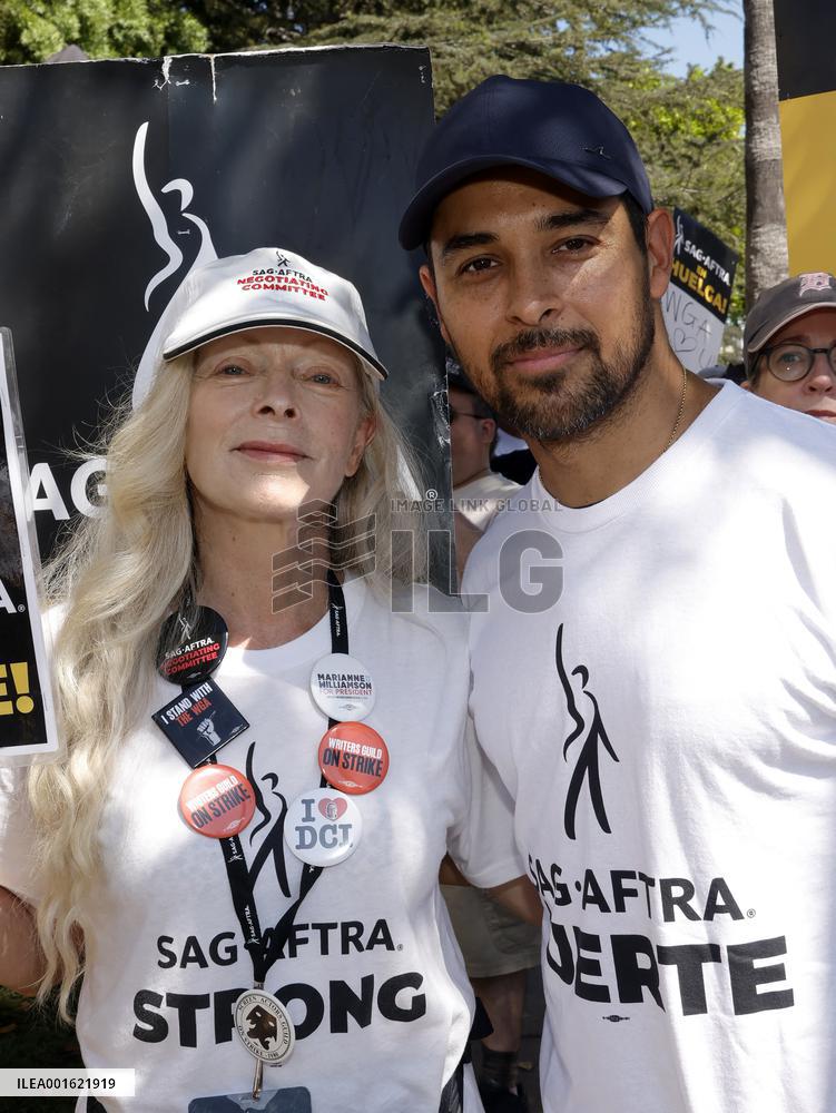 SAG-AFTRA and WGA Strike outside Warner Bros - LA