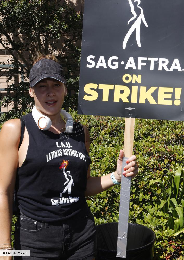 SAG-AFTRA and WGA Strike outside Warner Bros - LA