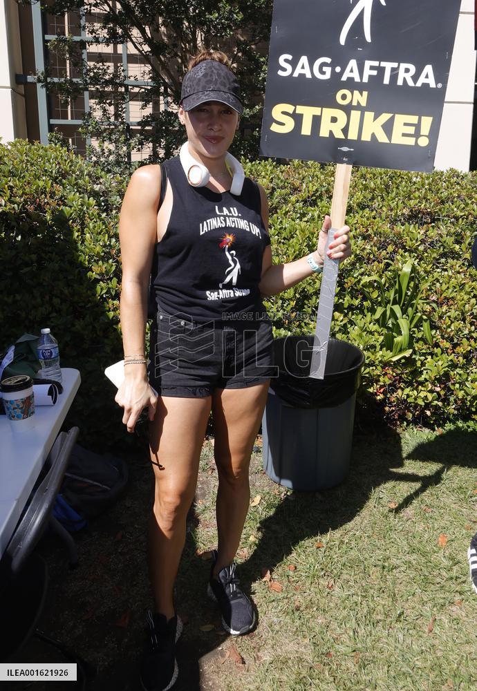 SAG-AFTRA and WGA Strike outside Warner Bros - LA