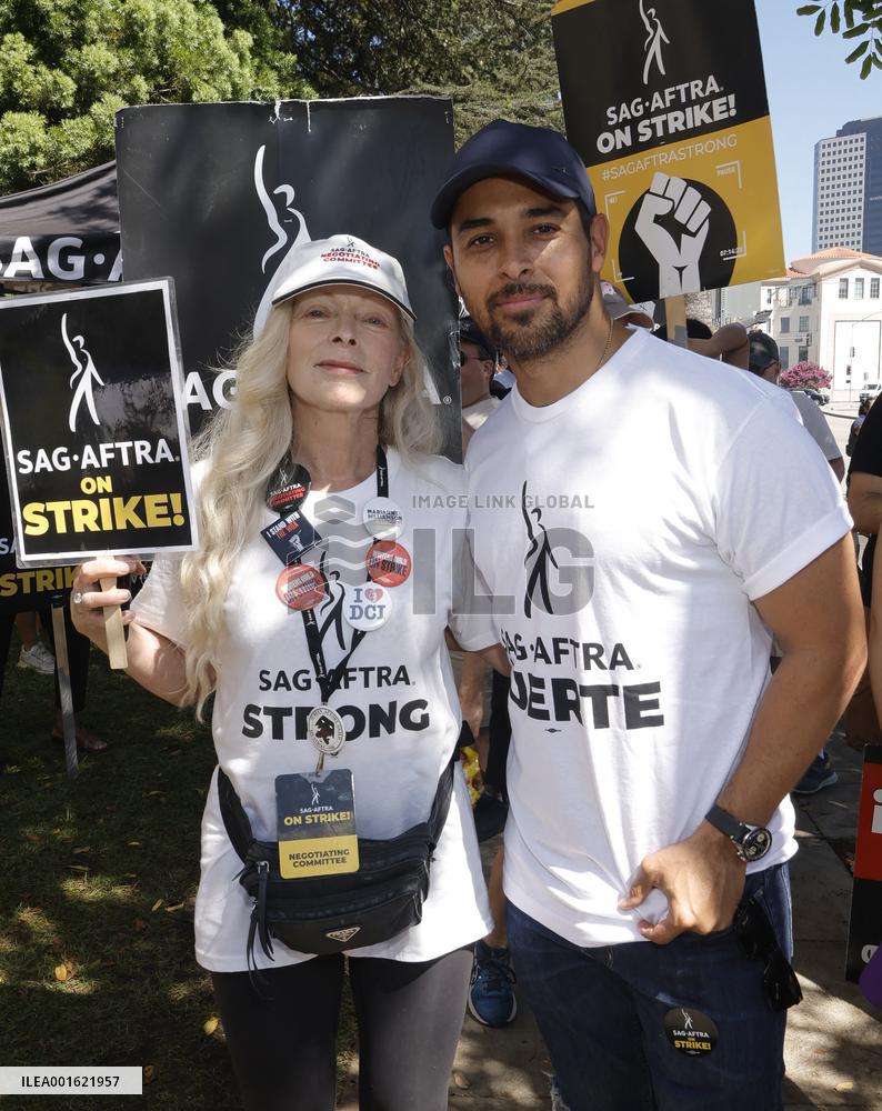 SAG-AFTRA and WGA Strike outside Warner Bros - LA