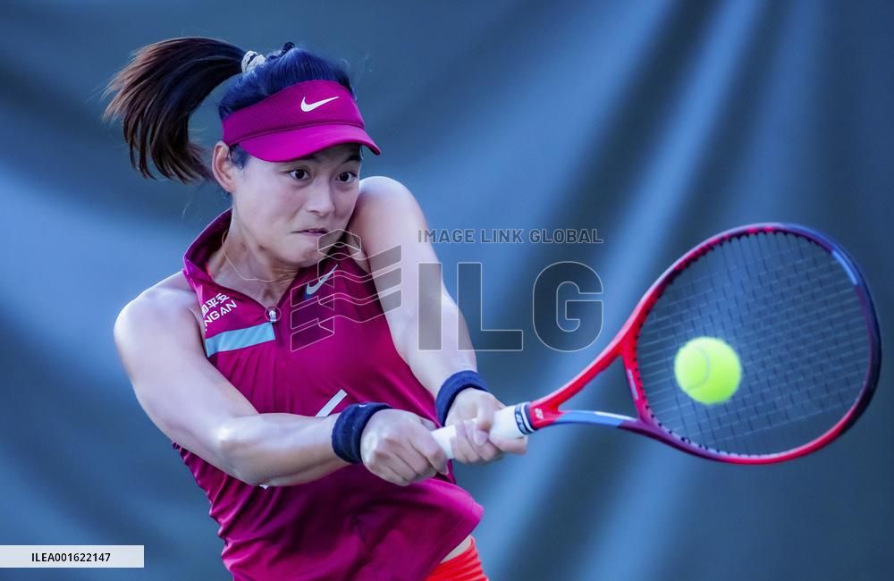 (SP)US-SAN FRANCISCO-TENNIS-GOLDEN GATE OPEN-WOMEN'S SINGLES