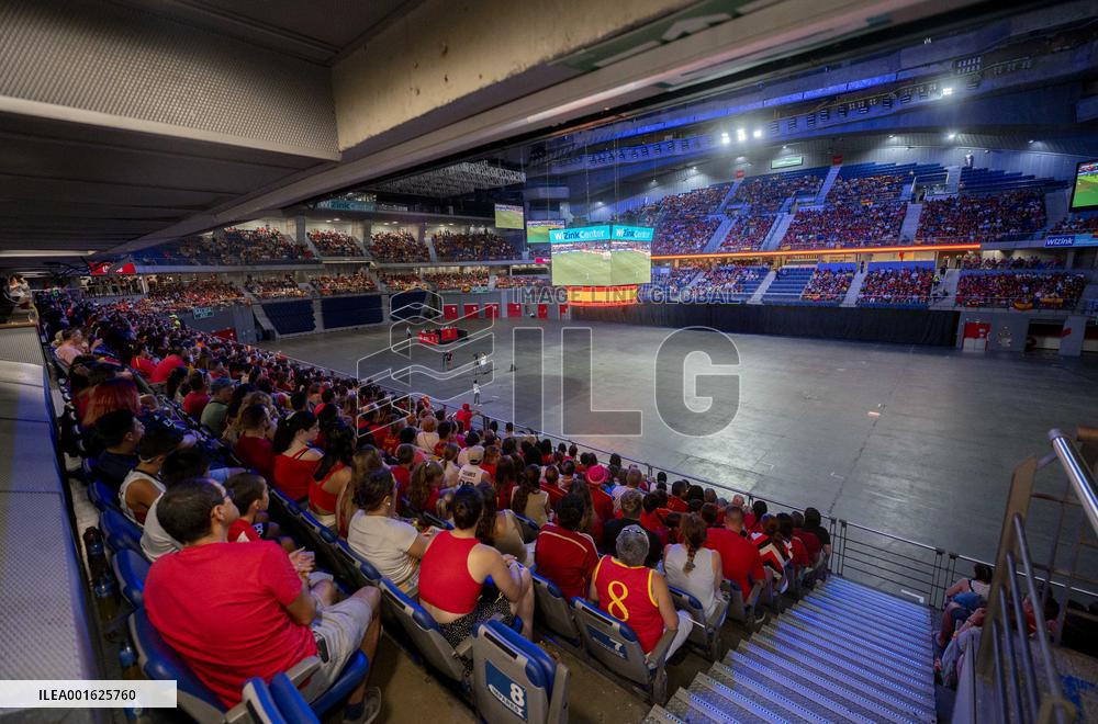 Fans Watch Women's World Cup Final - Spain
