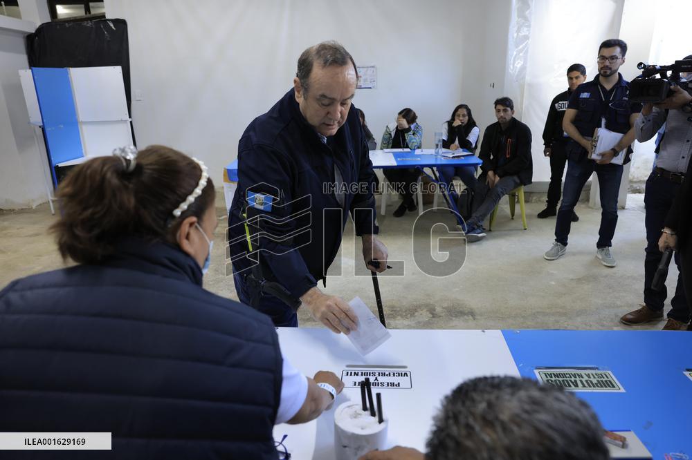 GUATEMALA-PRESIDENTIAL ELECTION-VOTING