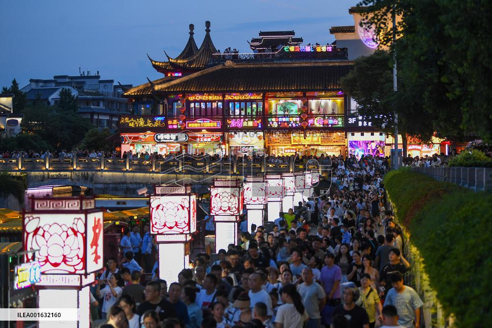 CHINA-JIANGSU-NANJING-NIGHTTIME ECONOMY (CN)