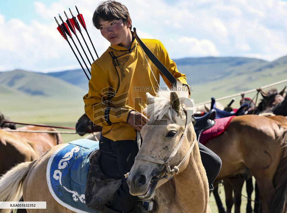 MONGOLIA-ULAN BATOR-NOMADIC CULTURE-FESTIVAL-HORSEMANSHIP PERFORMANCE