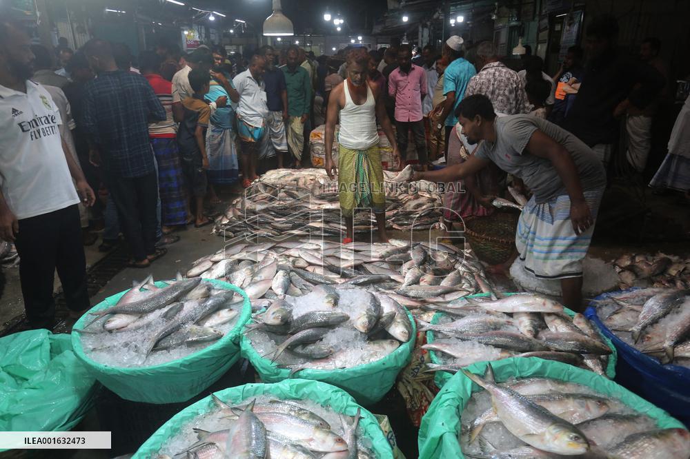 Fishmarket In Bangladesh