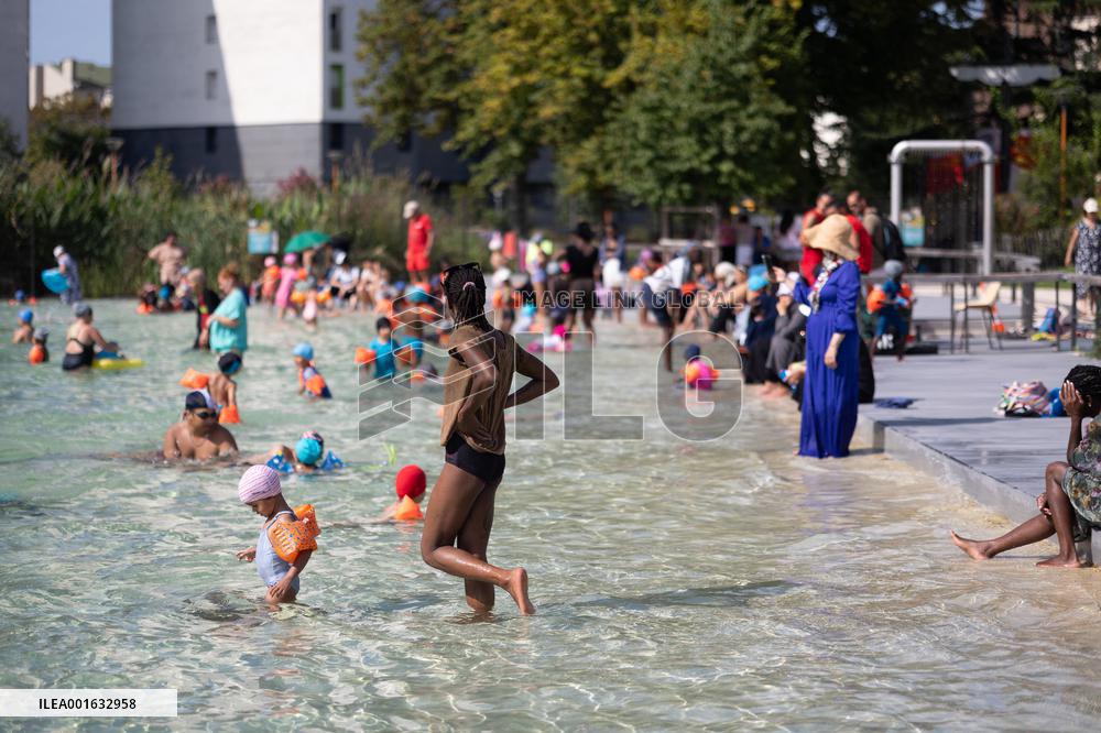 Children Swim In A Natural Pond - Pantin