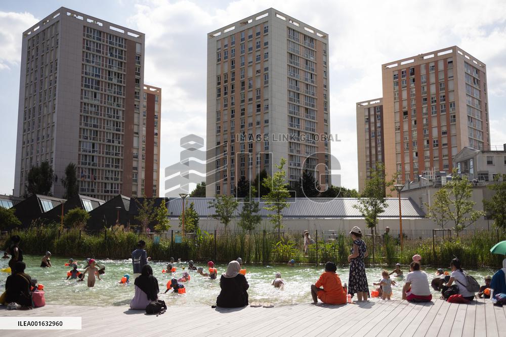 Children Swim In A Natural Pond - Pantin