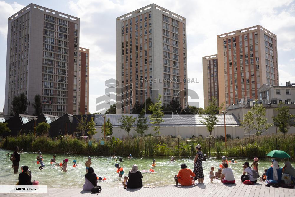 Children Swim In A Natural Pond - Pantin