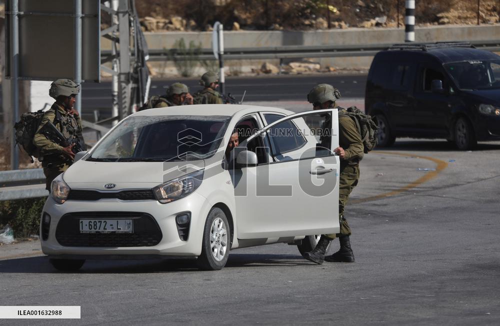 MIDEAST-HEBRON-DRIVE-BY ATTACK-CHECKPOINT