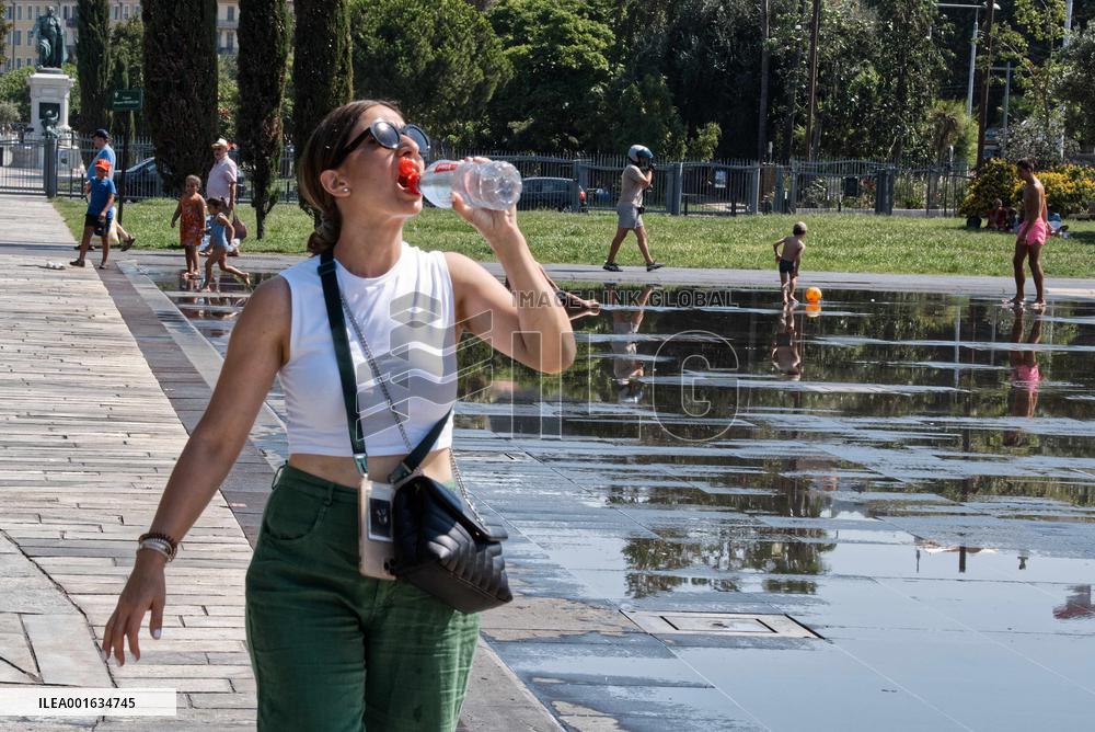 FRANCE-NICE-DAILY LIFE-HEATWAVE